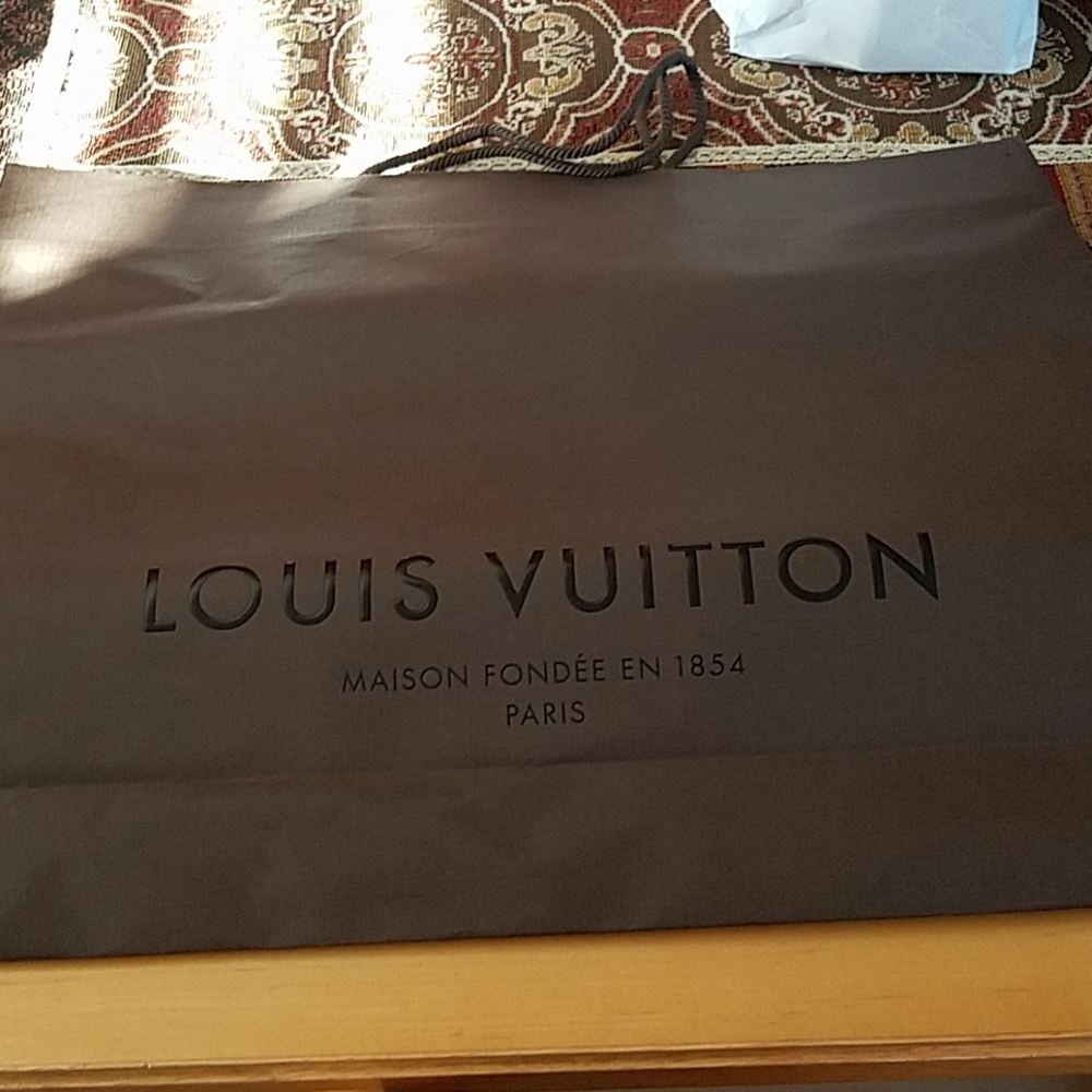 Large Louis Vuitton shopping bag
